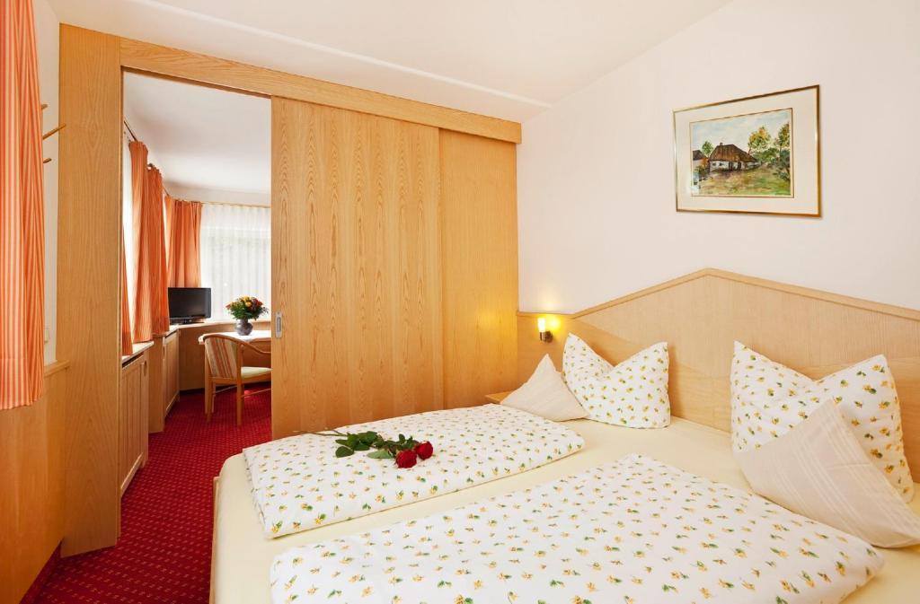 Hotel Restaurant Fruehlingsgarten Füssen Екстериор снимка