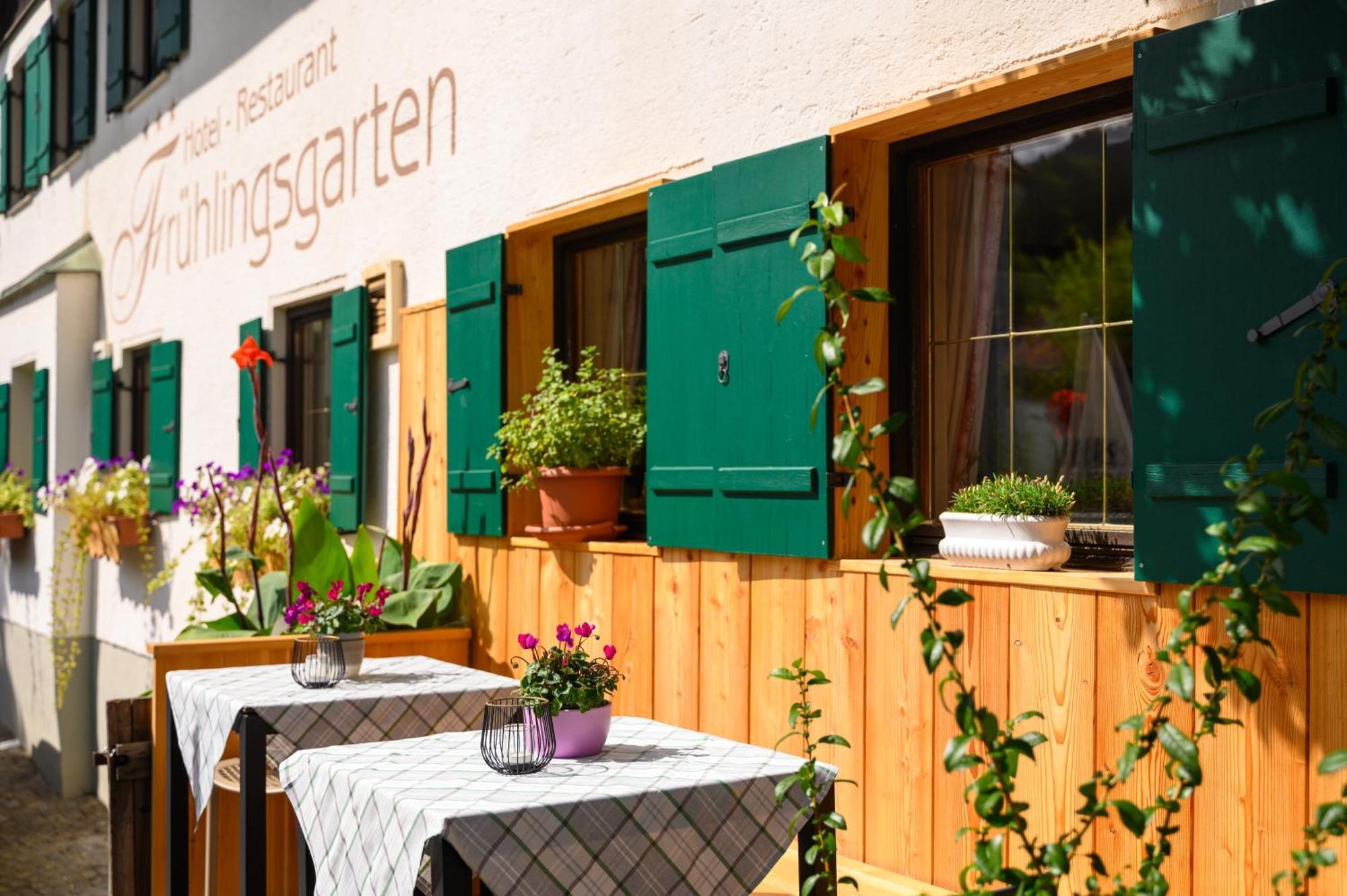 Hotel Restaurant Fruehlingsgarten Füssen Екстериор снимка