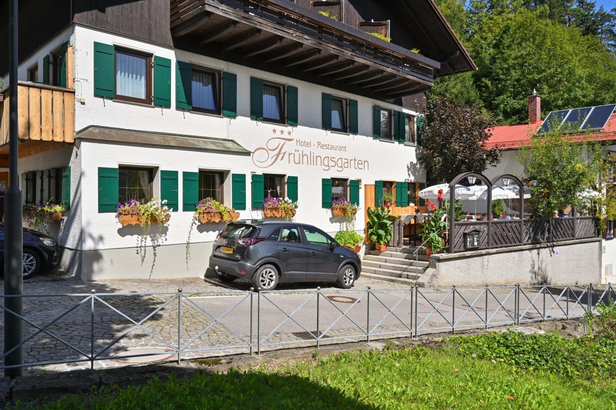 Hotel Restaurant Fruehlingsgarten Füssen Екстериор снимка